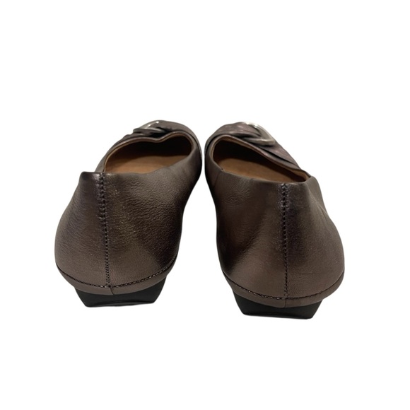 Women’s NATURALIZER Violette Leather Elegant Metallic Flats Shoes Bronze - Picture 7 of 9